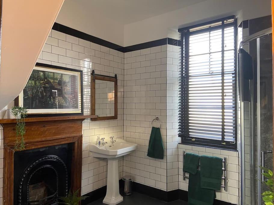 Signalman'S Cottage In Clachnaharry South Kessock エクステリア 写真